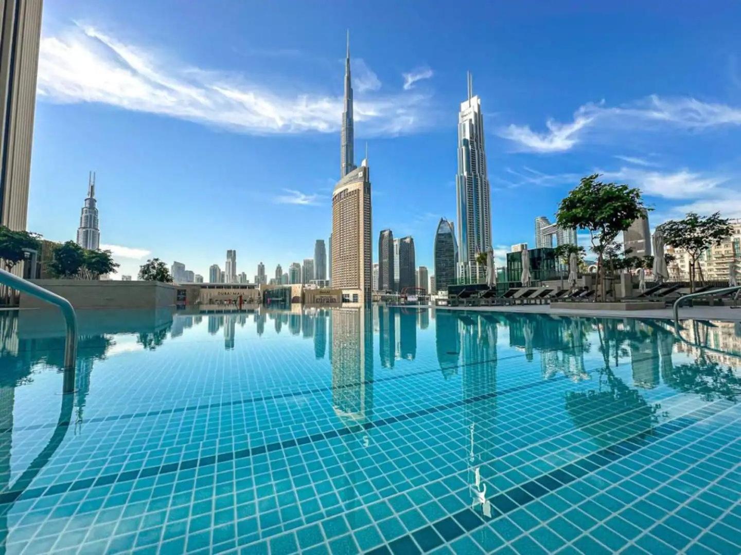 Appartement Luxe | 2br | Burj Khalifa View | Mall Access Dubai
